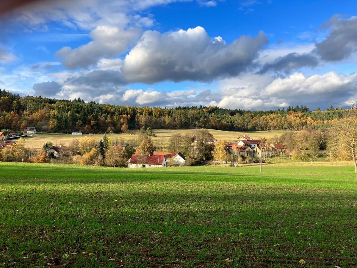 Mlyn Kamenice Klucenice Exterior foto